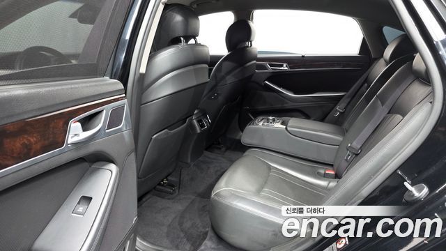 Hyundai Genesis 2015 — photo 11