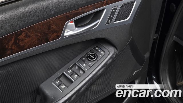 Hyundai Genesis 2015 — photo 16