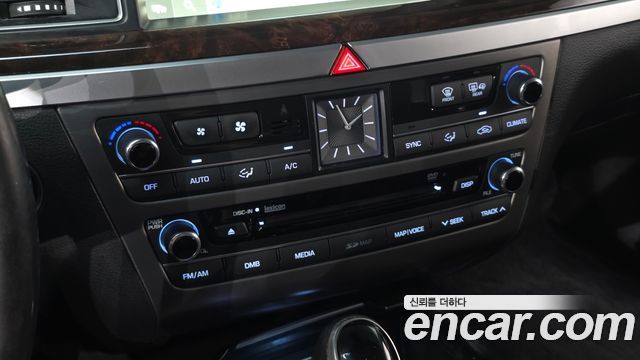 Hyundai Genesis 2015 — photo 19