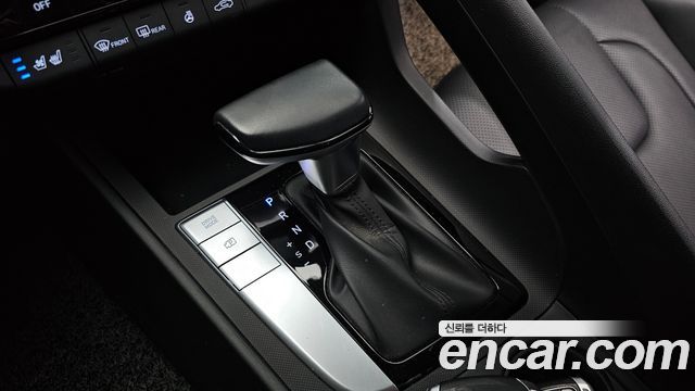 Hyundai AVANTE 2021 — photo 12