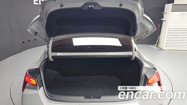 Hyundai AVANTE 2021 — photo 26