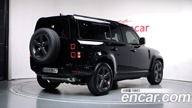 Land Rover Defender 2025 — photo 2