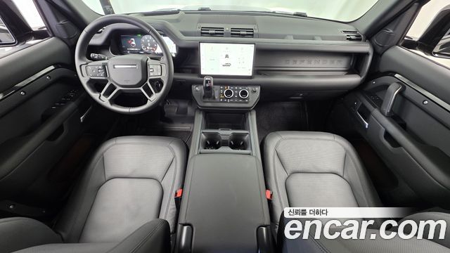 Land Rover Defender 2025 — photo 10