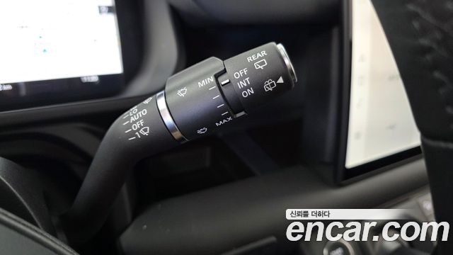 Land Rover Defender 2025 — photo 29