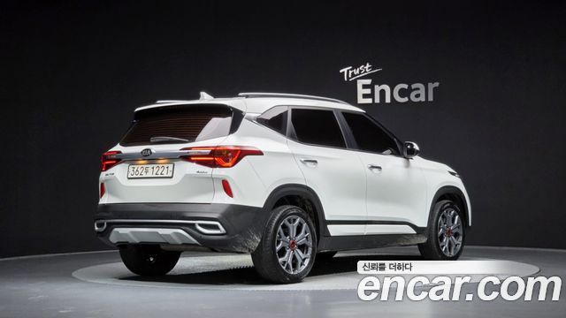 Kia Seltos 2020 — photo 2