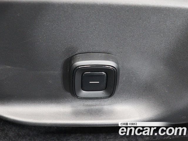 Volvo EX30 2025 — photo 12
