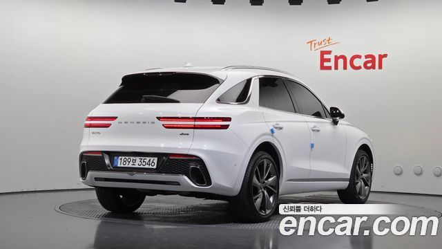 Genesis GV70 2023 — photo 2