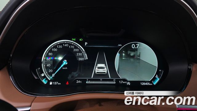 Genesis GV70 2023 — photo 8