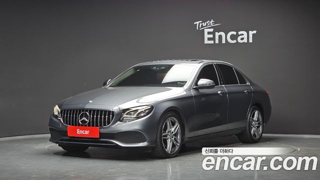 Mercedes-Benz E-Class 2017 — photo 1