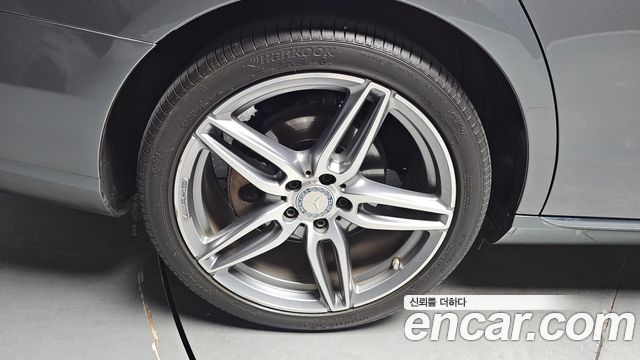 Mercedes-Benz E-Class 2017 — photo 5
