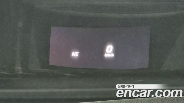 Mercedes-Benz E-Class 2017 — photo 17