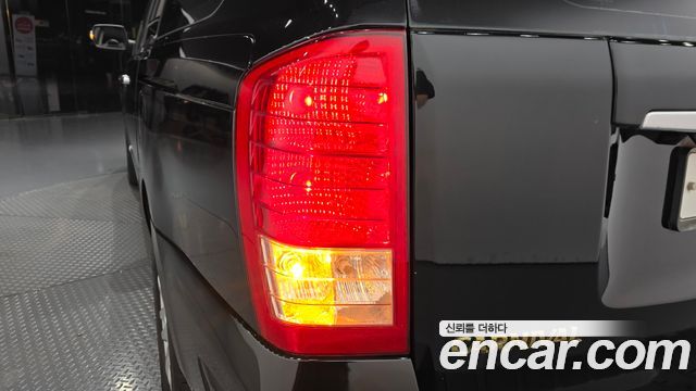 Kia Canival 2012 — photo 9