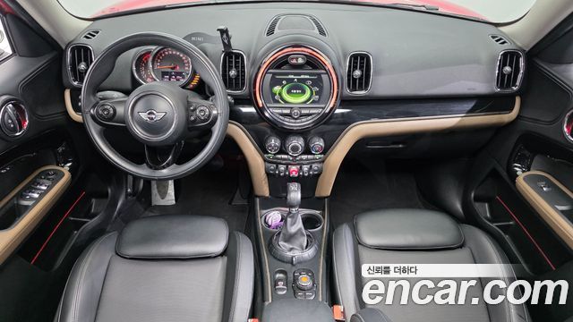 Mini Countryman 2018 — photo 10