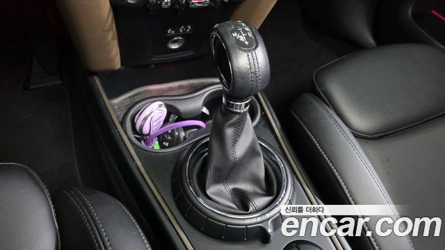 Mini Countryman 2018 — photo 12