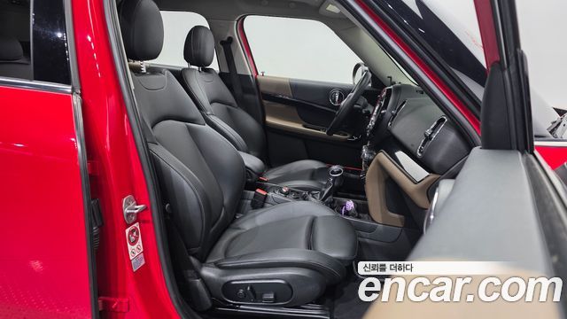 Mini Countryman 2018 — photo 17