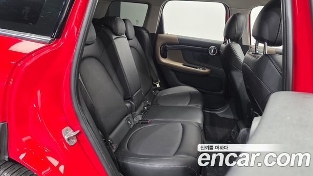 Mini Countryman 2018 — photo 18