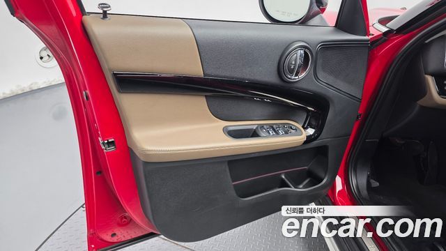 Mini Countryman 2018 — photo 14