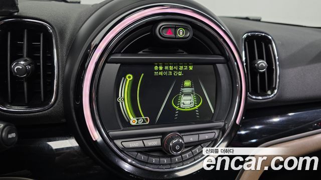 Mini Countryman 2018 — photo 28