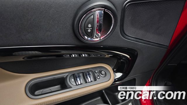 Mini Countryman 2018 — photo 30