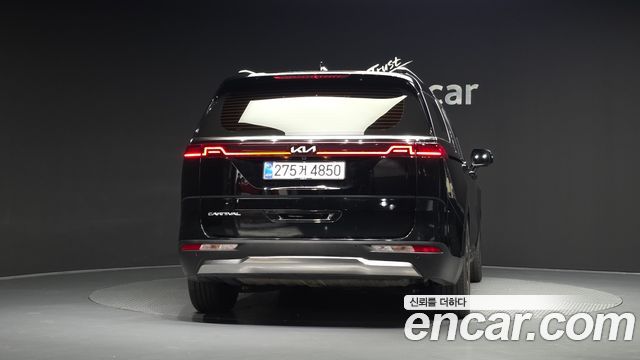 Kia Canival 2022 — photo 4