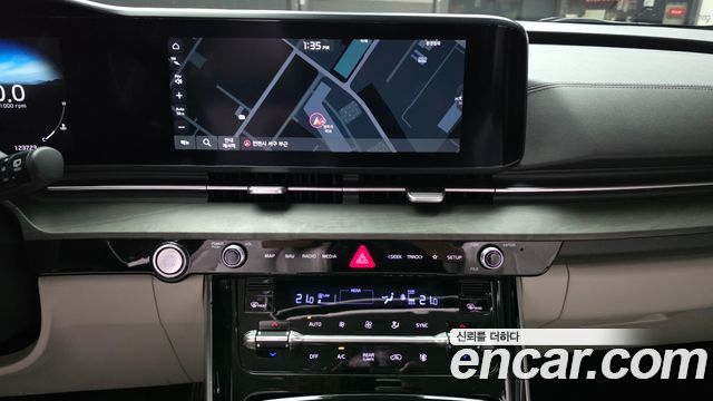 Kia Canival 2022 — photo 20