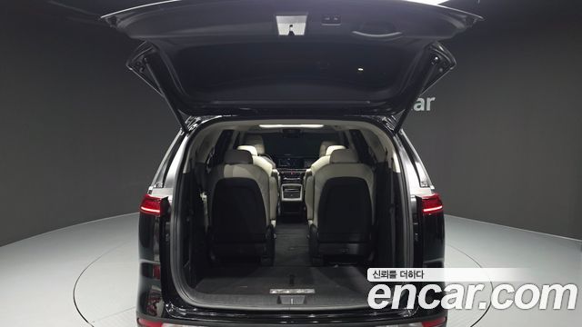 Kia Canival 2022 — photo 26