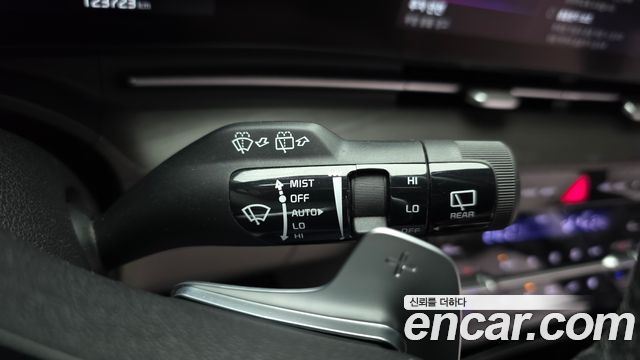 Kia Canival 2022 — photo 28