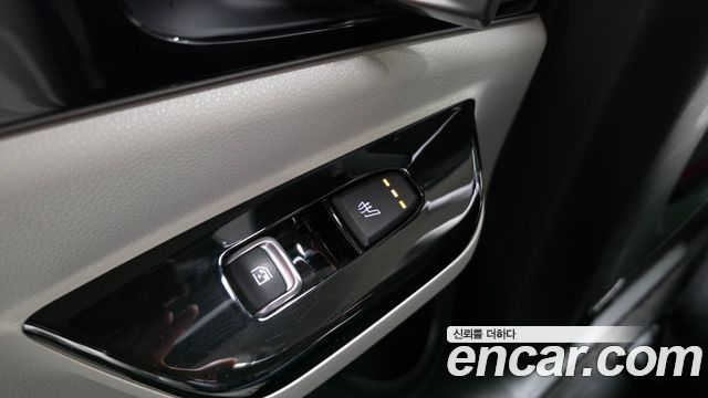 Kia Canival 2022 — photo 31