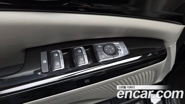 Kia Canival 2022 — photo 33