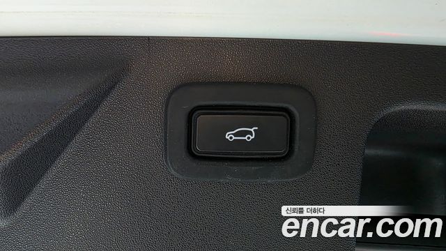 Land Rover Discovery Sport 2020 — photo 31