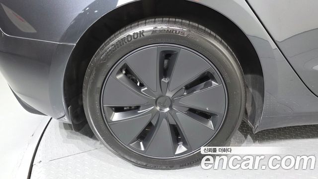 Tesla Model 3 2024 — photo 5