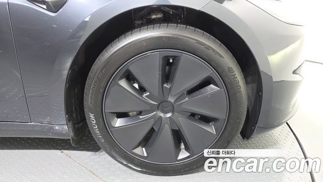 Tesla Model 3 2024 — photo 7
