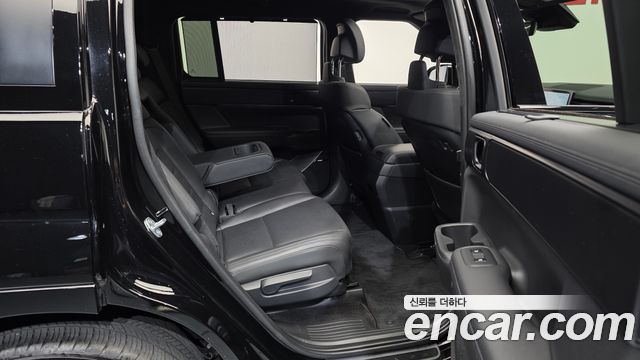 Hyundai Santafe 2024 — photo 18