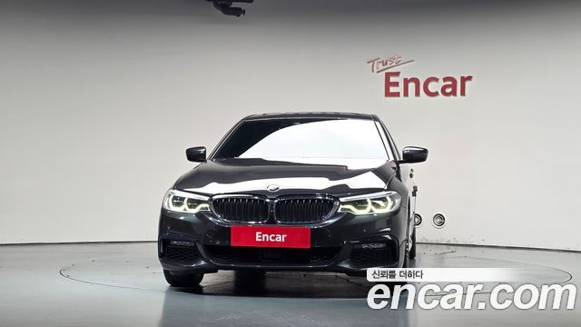BMW 5-Series 2019 — photo 3