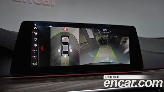 BMW 5-Series 2019 — photo 21
