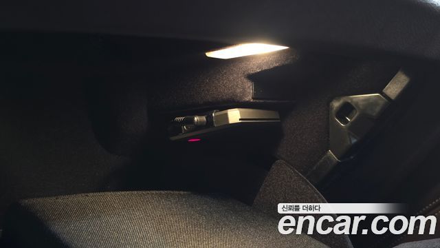 BMW 5-Series 2019 — photo 34