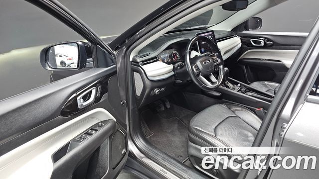 Jeep Compass 2022 — photo 17