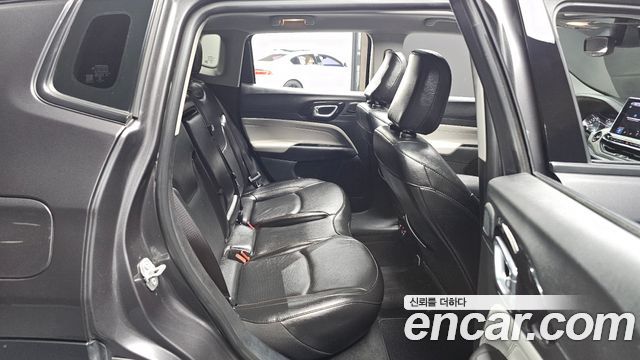 Jeep Compass 2022 — photo 16
