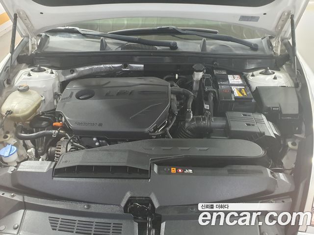 Hyundai Sonata 2020 — photo 18