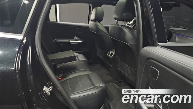 Mercedes-Benz EQA 2023 — photo 16