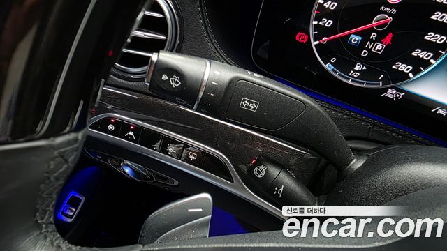 Mercedes-Benz S-Class 2020 — photo 28