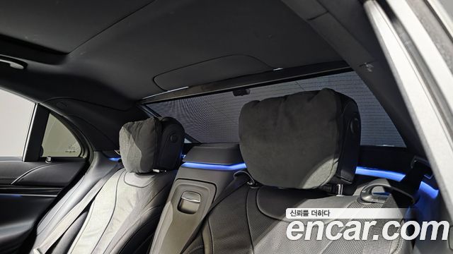 Mercedes-Benz S-Class 2020 — photo 31