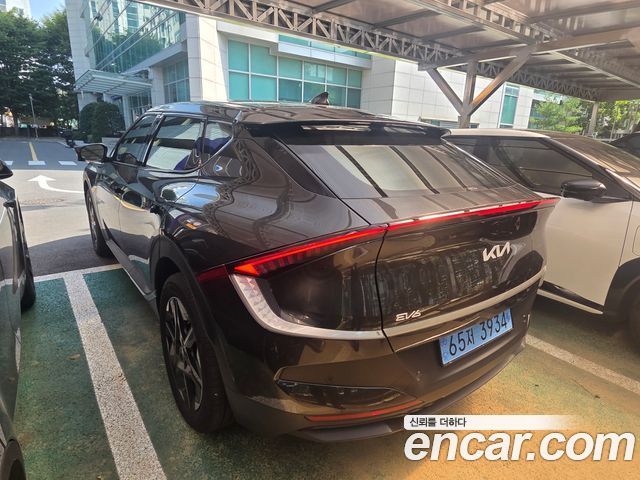 Kia EV6 2026 — photo 2
