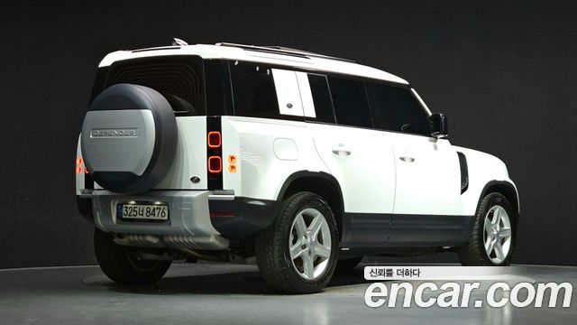 Land Rover Defender 2020 — photo 2
