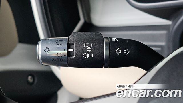 Land Rover Defender 2020 — photo 23