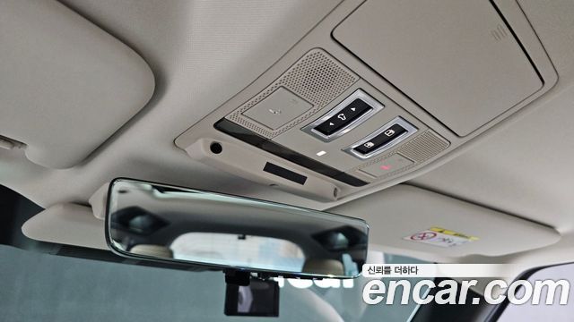 Land Rover Defender 2020 — photo 33