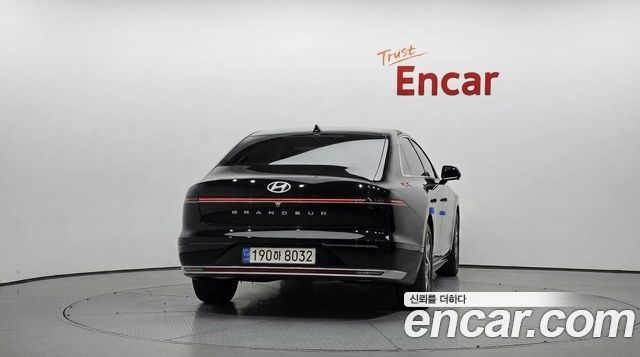 Hyundai Grandeur 2023 — photo 4