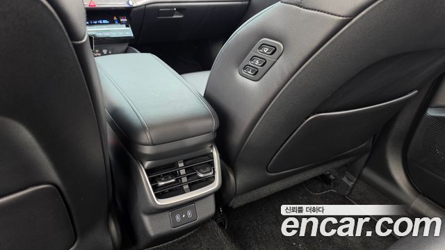 Hyundai Grandeur 2023 — photo 18
