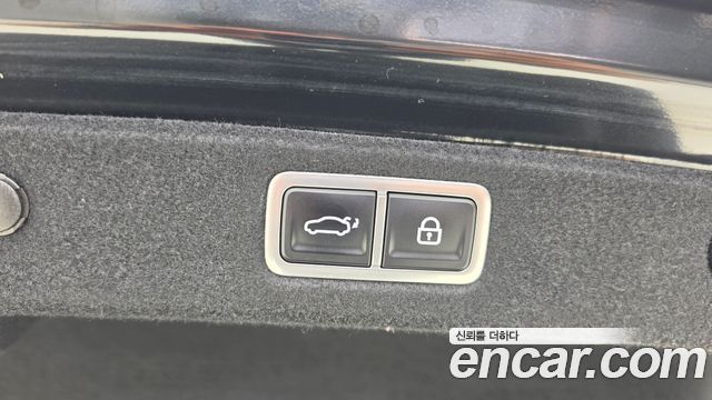 Hyundai Grandeur 2023 — photo 19