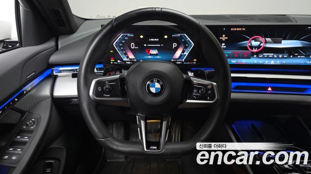 BMW 5-Series 2025 — photo 19